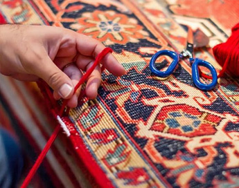 خدمات تخصصی و حرفه ای رفوی فرش در قالیشویی دروس